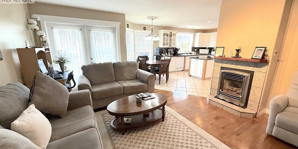 1041 EAGLE DRIVE Prince Rupert Photo 3 1041 EAGLE DRIVE Prince Rupert Photo 3